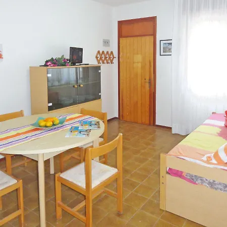 公寓 Villaggio Azzurro-1 By Interhome